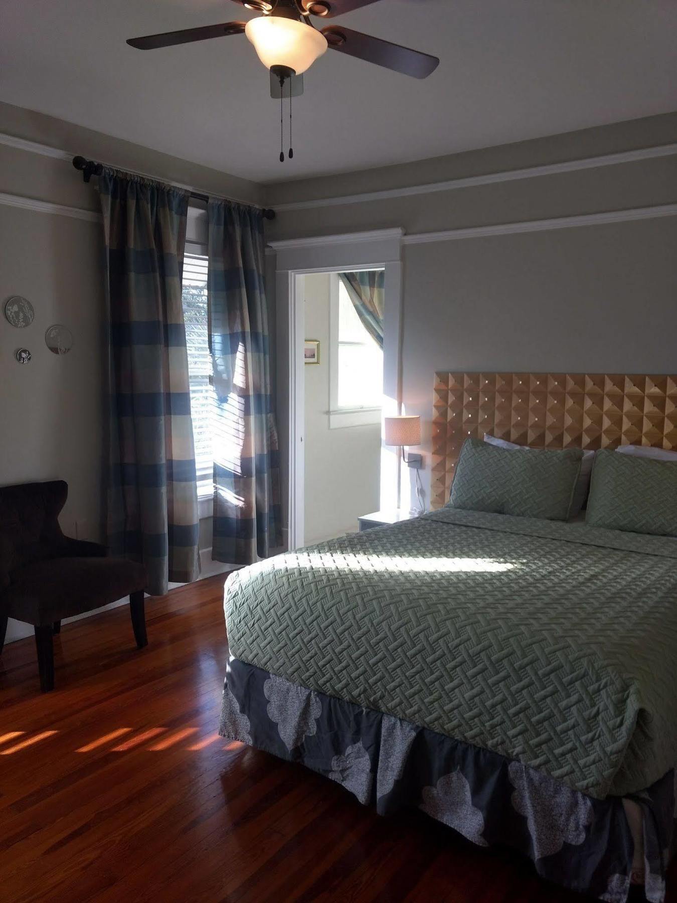 The Mansion House Inn 세인트피터즈버그 외부 사진